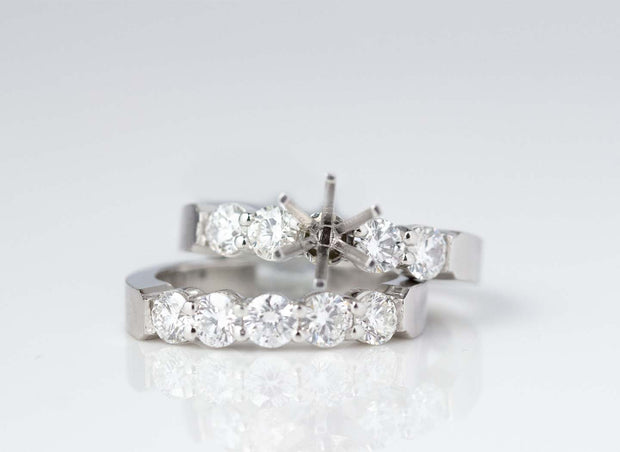 6 Prong Contemporary Diamond Wedding Set | Platinum
