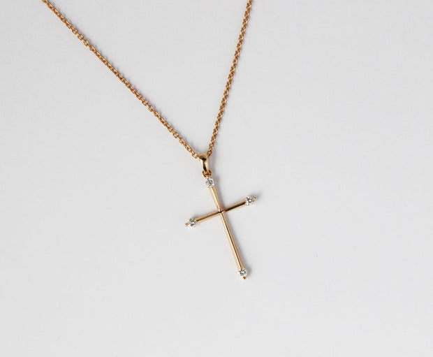 Diamond Cross Pendant Necklace | 18k Rose Gold