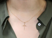 Diamond Cross Pendant Necklace | 18k Rose Gold