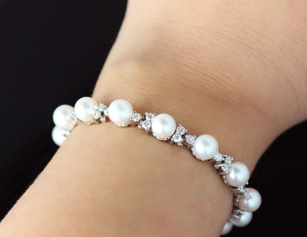 Mini Freshwater Pearl Baby Bracelet (2MM beads) – gemsbylaura