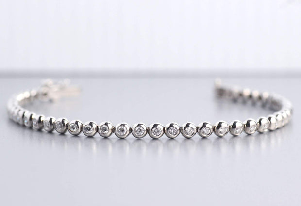 Bezel Diamond Line Bracelet | 14K White Gold