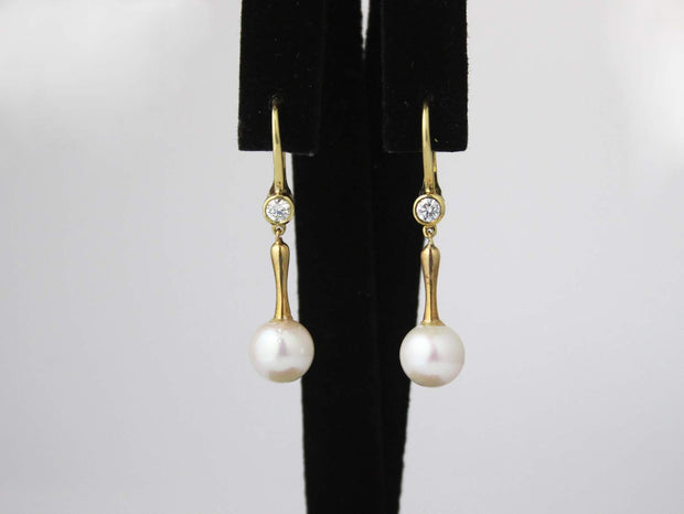 Pearl Drop Earrings | 18K Yellow Gold