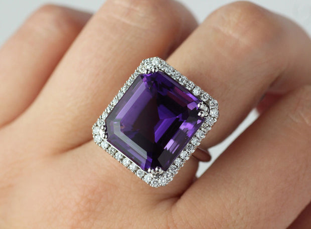 Square Amethyst And Diamond Ring | 18K White Gold