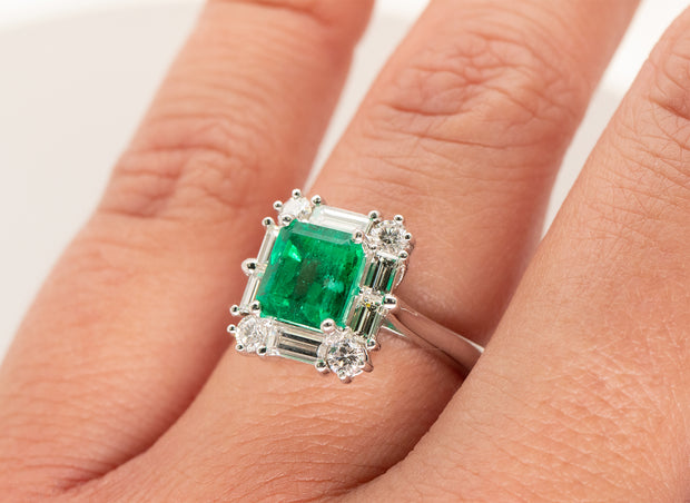 Emerald with Square Diamond Halo Ring | 18K White Gold