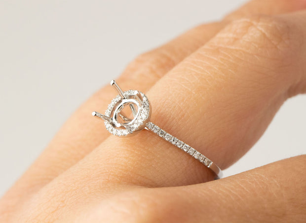 Diamond Halo Engagement Ring Setting | 18K White Gold 0.18CT