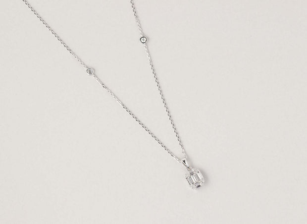 Baguette and Round Diamond On Chain Pendant Necklace | 18K White Gold